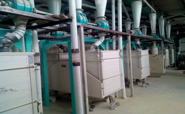 <a href=http://http://www.duomicrm.com/product/ target=_blank class=infotextkey>玉米加工成套設(shè)備</a>